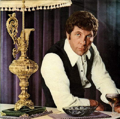Tom Jones - Love Me Tonight (Alla Fine Della Strada) (7", Single)