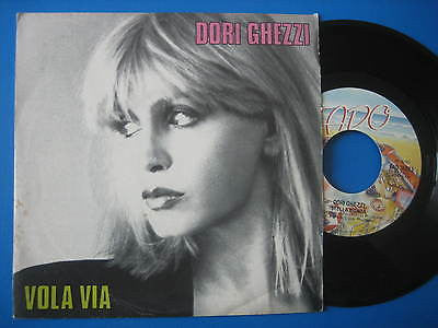 Dori Ghezzi - Vola Via / Stella Bionda (7")