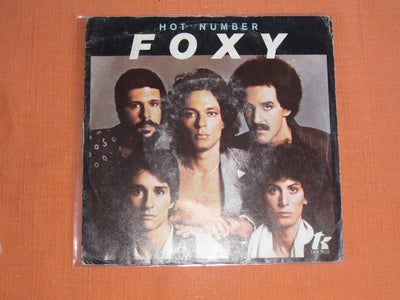 Foxy - Hot Number (7", Single)