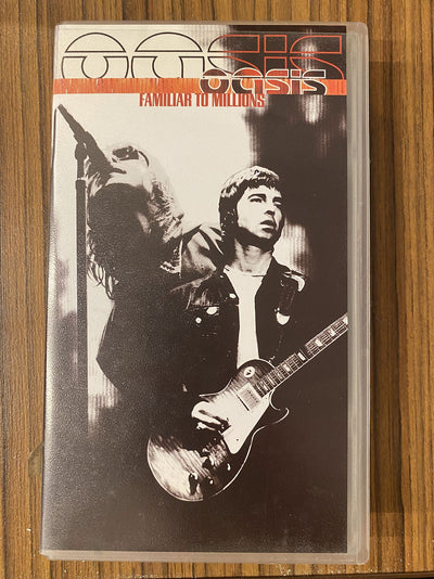 Oasis - Familiar To Millions (VHS, SECAM)