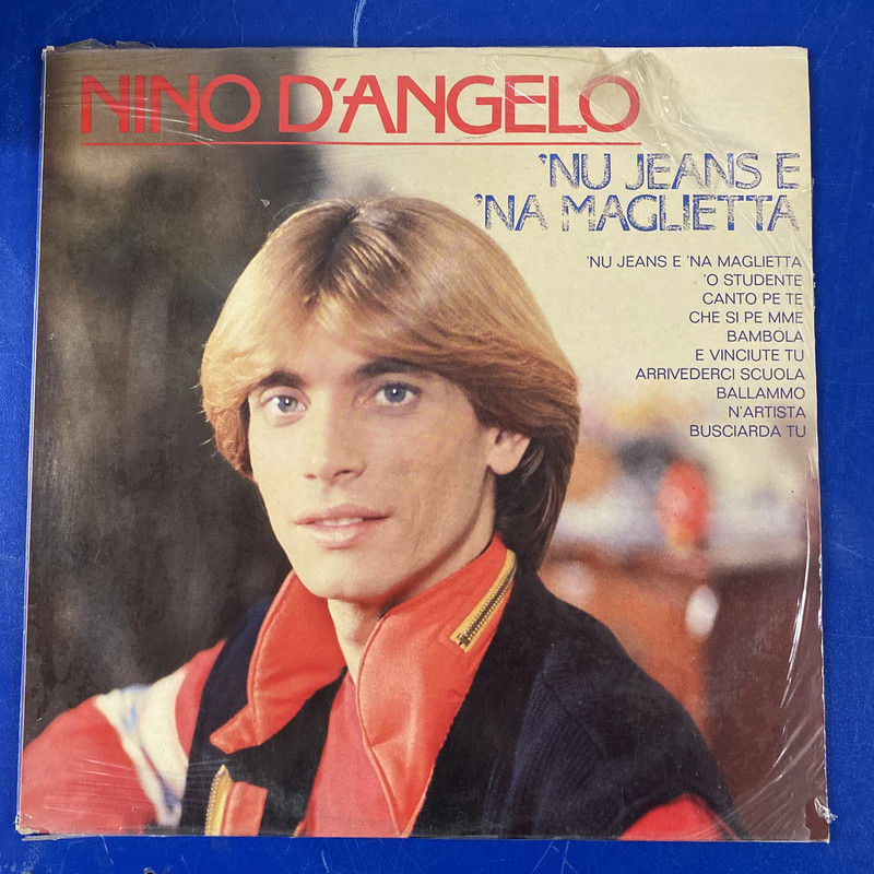 Nino D'Angelo - 'Nu Jeans E 'Na Maglietta (LP, Album)