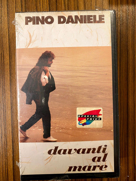 Pino Daniele - Davanti Al Mare (VHS)