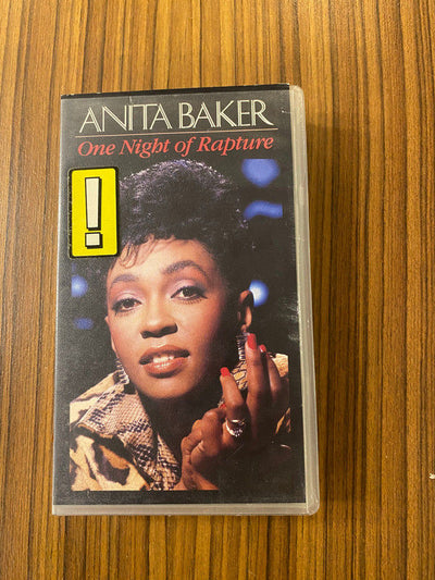 Anita Baker - One Night Of Rapture (VHS)