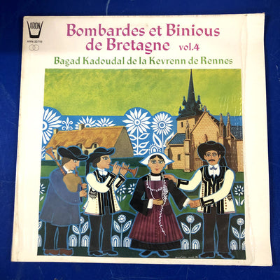 Bagad Kadoudal De La Kevrenn De Rennes - Bombardes Et Binious de Bretagne Vol. 4 (LP, Album)